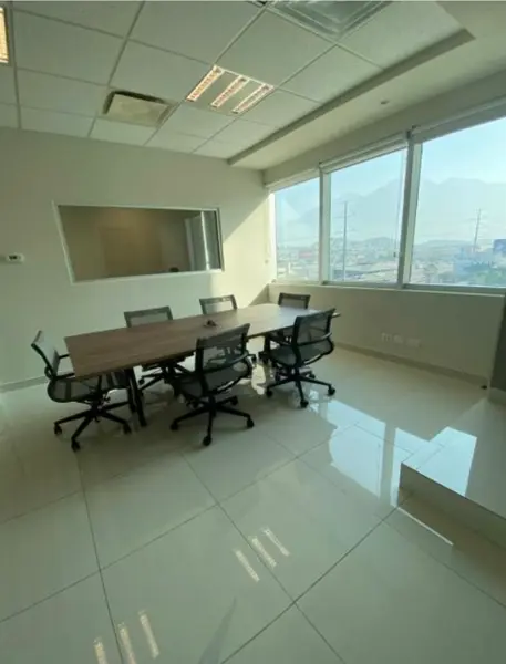 Oficina en Renta AMUEBLADA en Valle Oriente cerca de San Pedro Garza Garcia, 130 m2
