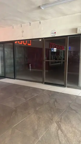 Local en Renta en Del Valle, San Pedro Garza García, Nuevo León 1