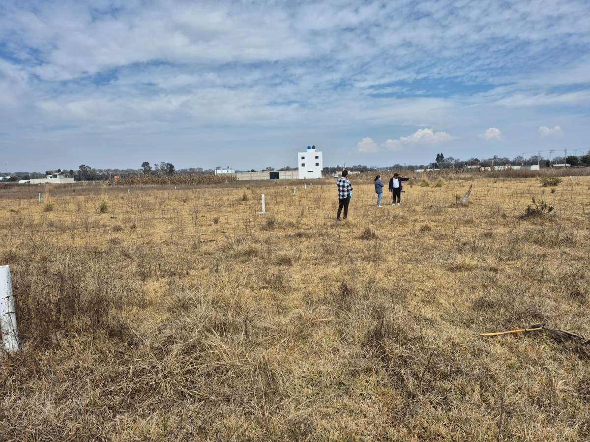Terreno en venta en San Miguel Totocuitlapilco, Metepec