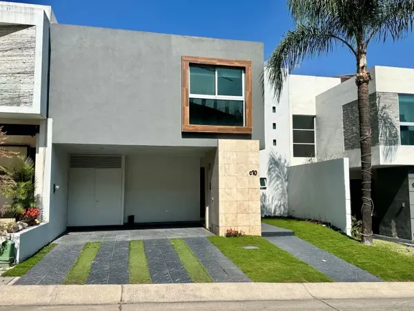 Casa Amplia en Renta – Puerta del Valle, Zapopan – $44,000