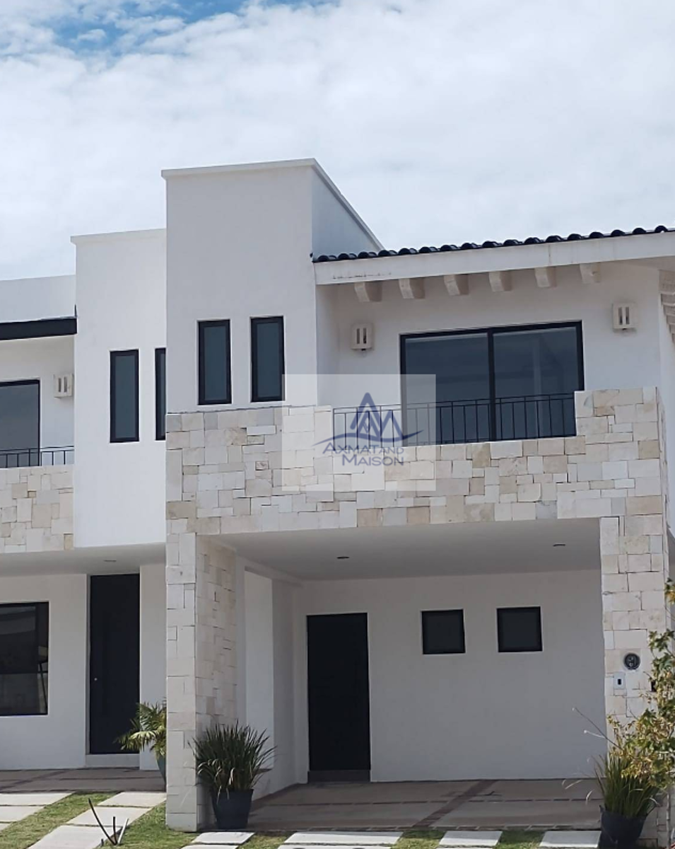 Casa en venta en Candora, León — foto 1 de 12