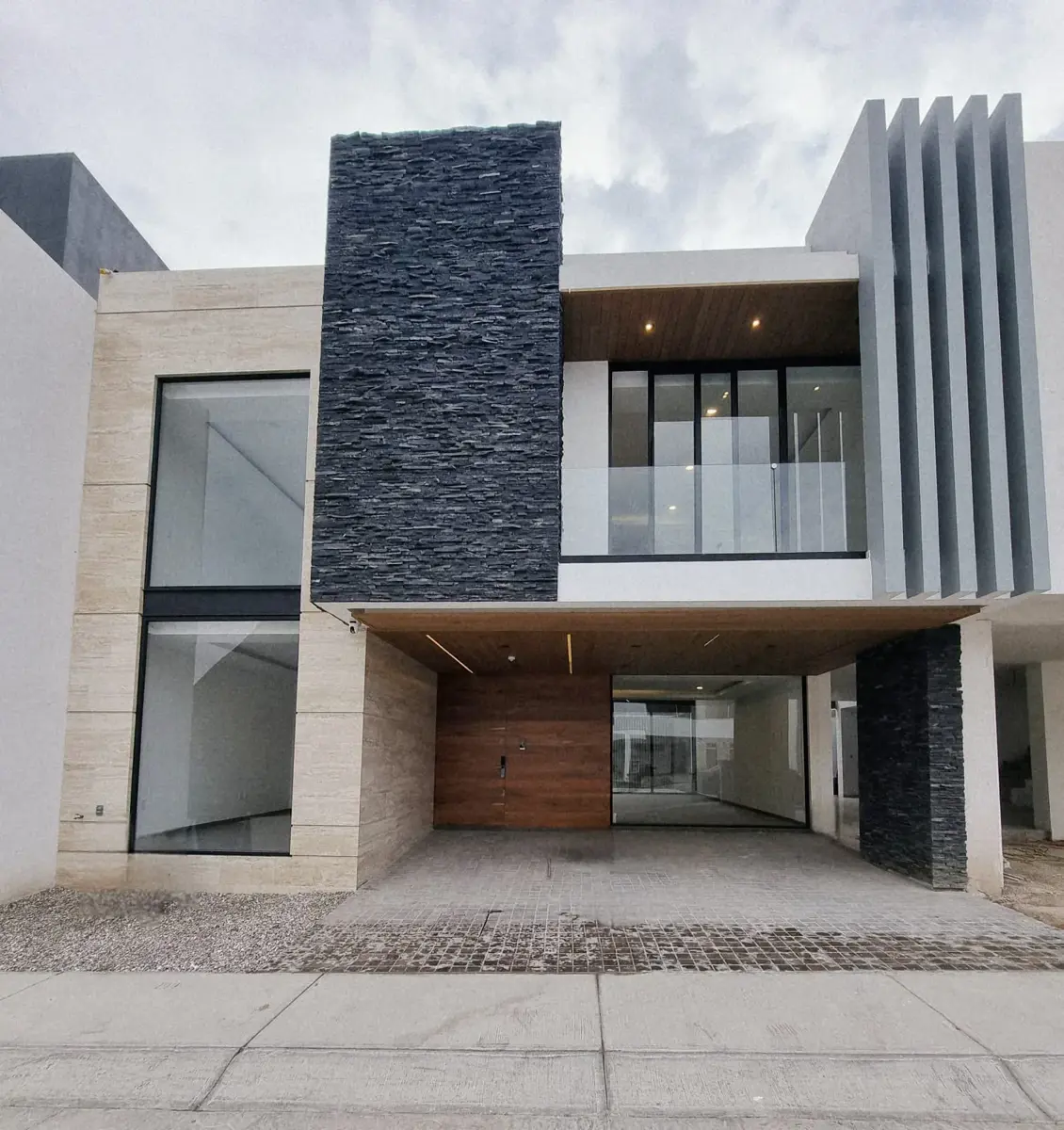 Casa en venta en Gema Residencial, Pachuca de Soto — foto 1 de 31