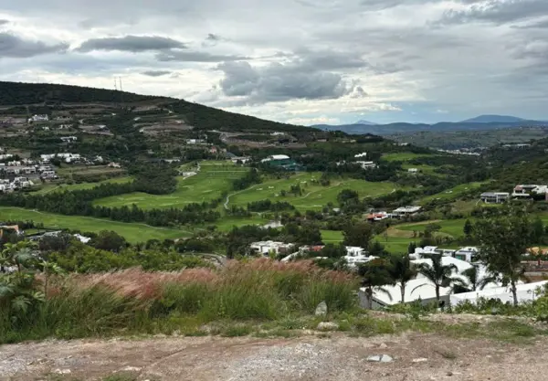 Terreno en venta en Tres Marías, Morelia — foto 2 de 12