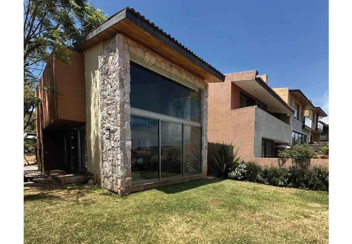 Casa en venta en Montaña Monarca I, Morelia — foto 1 de 18