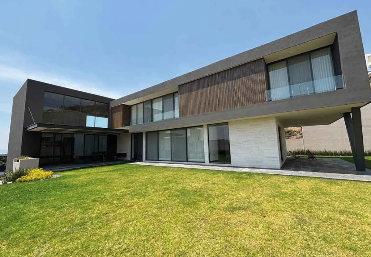 Casa en venta en Tres Marías, Morelia — foto 1 de 26