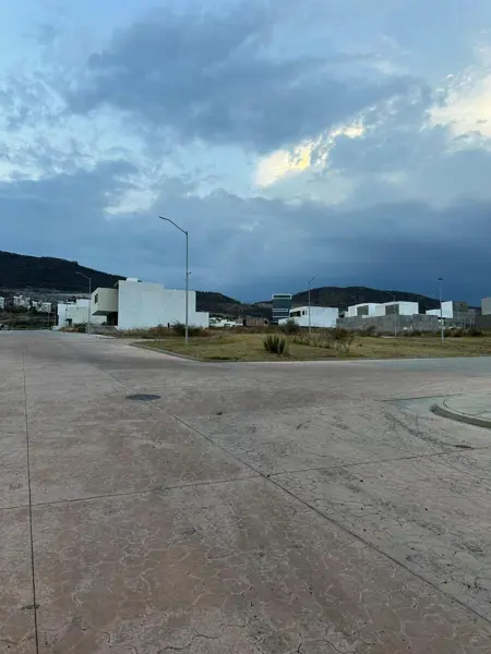 Terreno en venta en Los Alamos, Morelia — foto 2 de 3