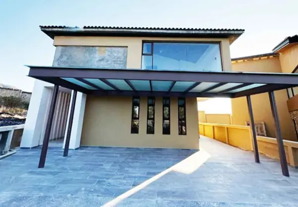 CASA RESIDENCIAL EN RENTA EN CLUB Y DENTRO DEL CAMPO DE GOLF ALTOZANO, MORELIA