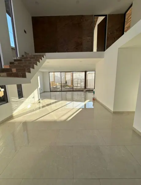 Casa en venta en Montaña Monarca I, Morelia — foto 3 de 9