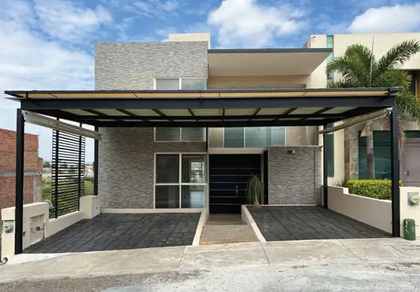 Casa en venta en Paseo del Parque, Morelia — foto 2 de 24