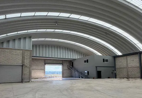 BODEGA INDUSTRIAL EN RENTA EN KM. 14 CARRETERA MORELIA - PATZCUARO