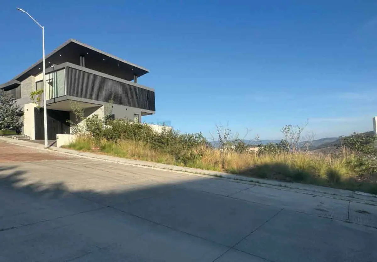 Terreno en venta en Tres Marías, Morelia — foto 1 de 4