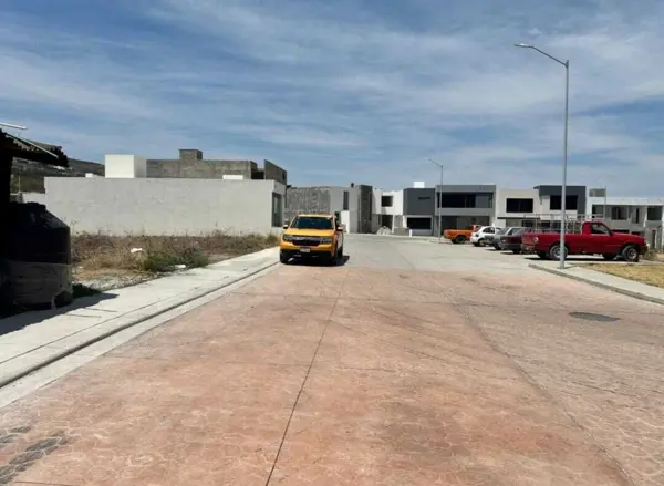 Terreno en venta en Tres Marías, Morelia — foto 2 de 2