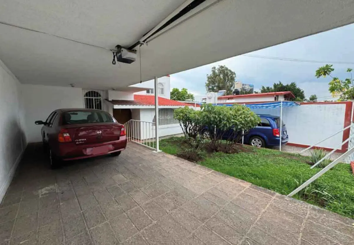 Casa en venta en Nueva Jacarandas, Morelia — foto 1 de 11