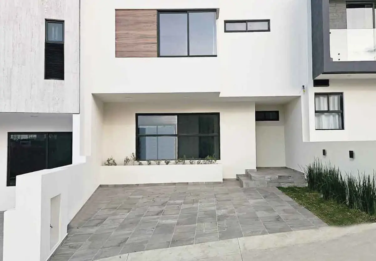 Casa en venta en Cañadas del Bosque, Morelia — foto 1 de 11