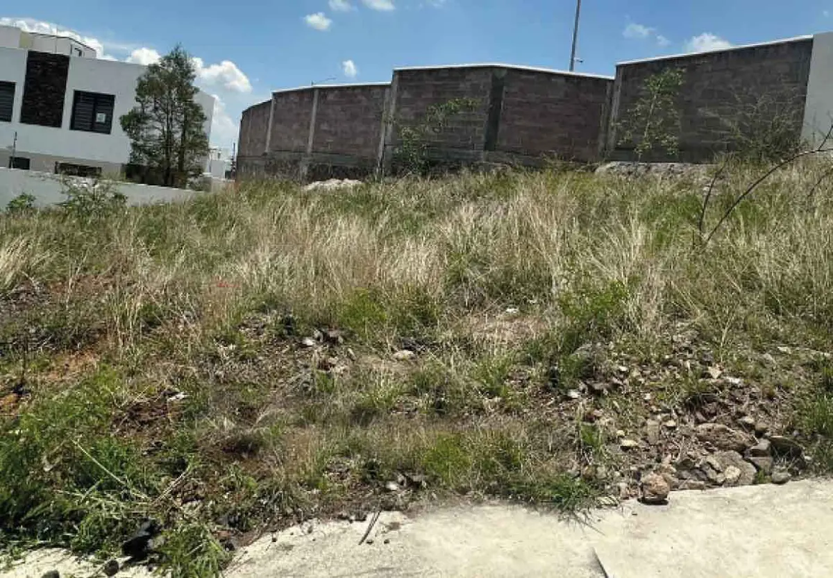Terreno en venta en Tres Marías, Morelia — foto 1 de 4