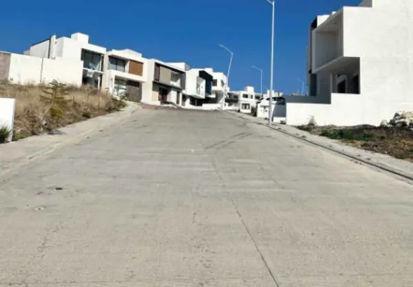 Terreno en venta en Tres Marías, Morelia — foto 2 de 3