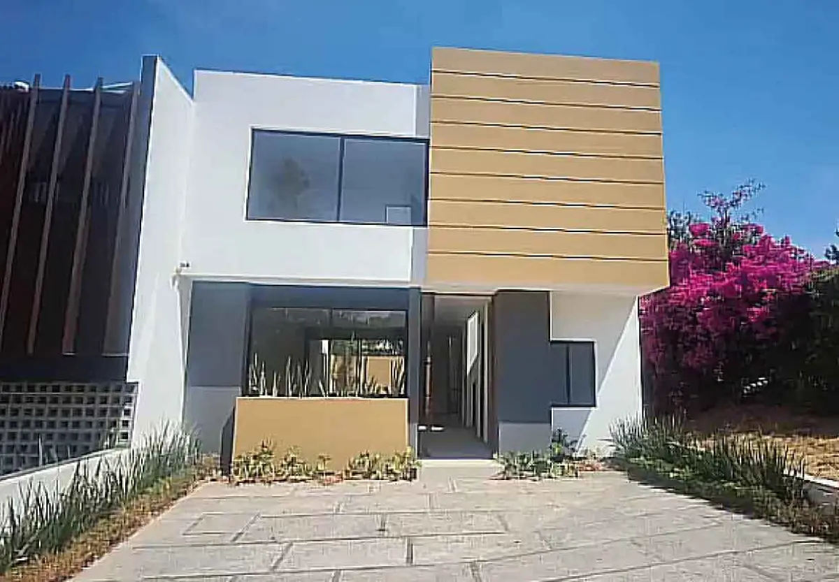 Casa en venta en Bosque Monarca, Morelia — foto 1 de 8