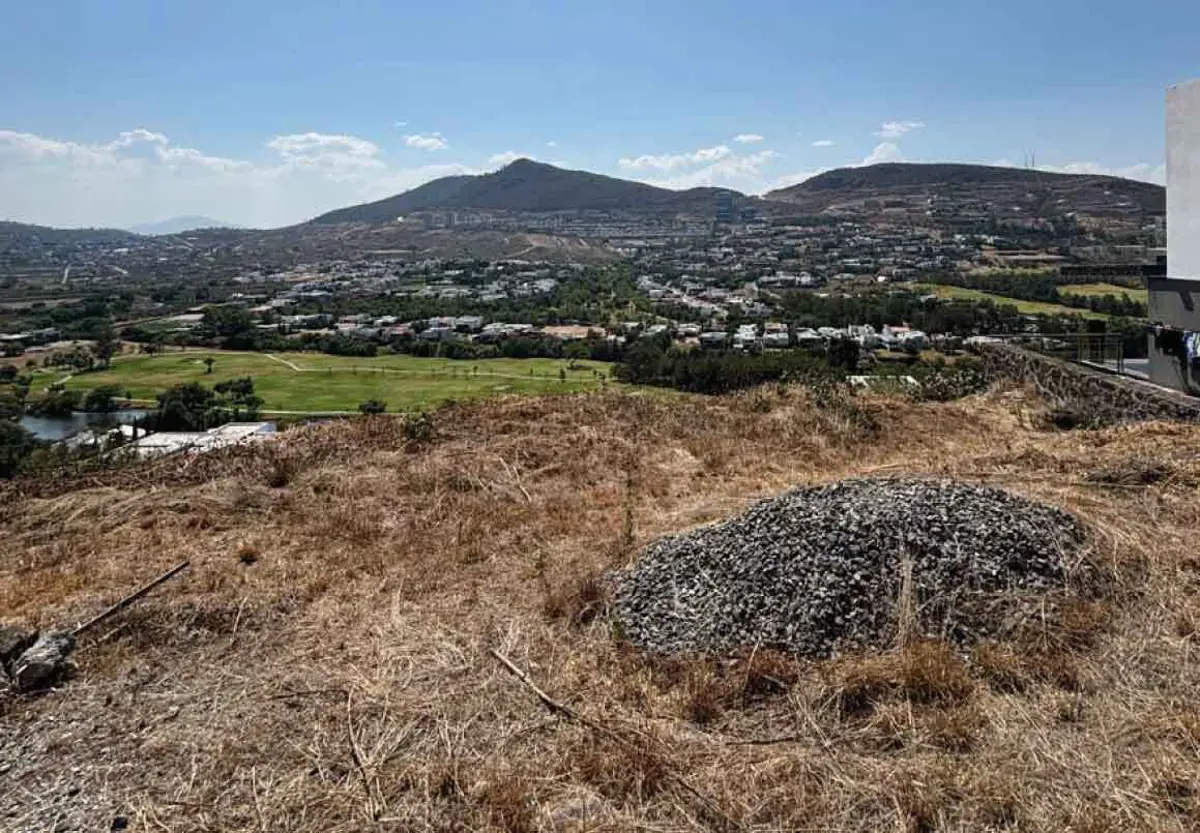 Terreno en venta en Tres Marías, Morelia — foto 1 de 12