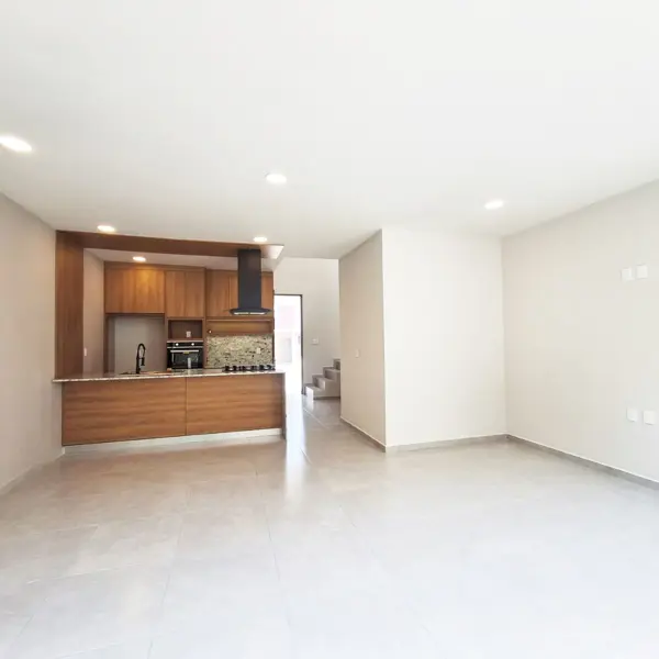 Casa en venta en Cañadas del Bosque, Morelia — foto 3 de 16