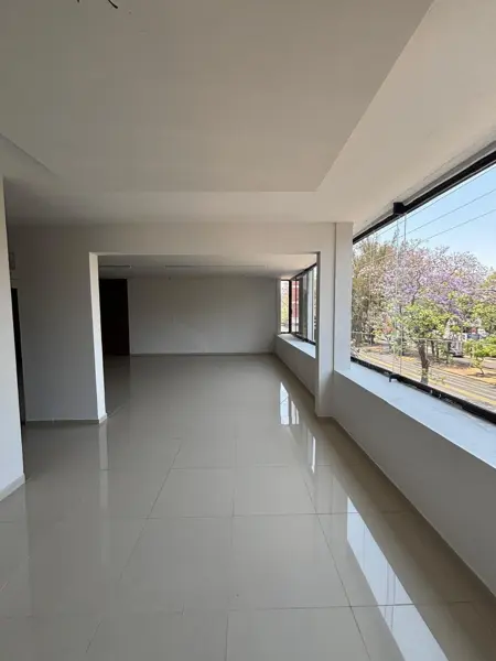 Edificio en renta en Camelinas, Morelia — foto 3 de 26