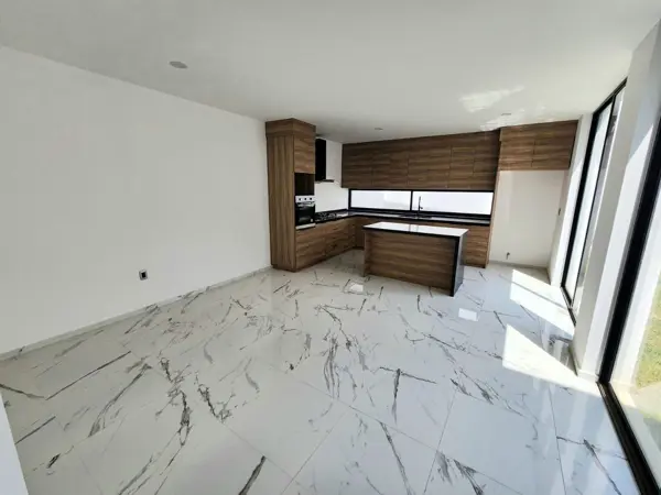 Casa en venta en Tres Marías, Morelia — foto 2 de 13