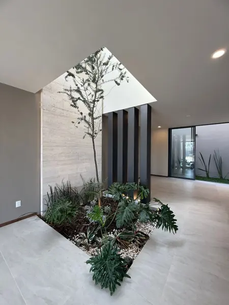 Casa en venta en Montaña Monarca I, Morelia — foto 2 de 12