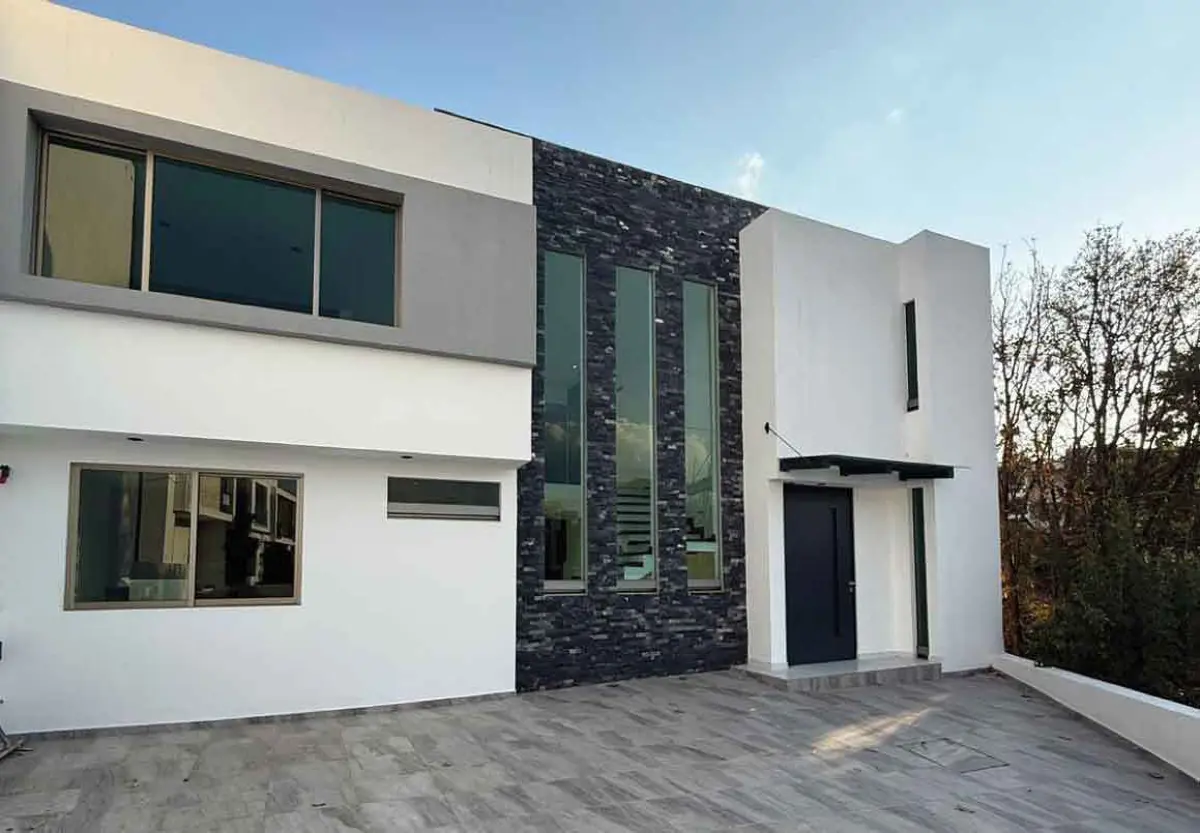 Casa en venta en Montaña Monarca I, Morelia — foto 1 de 17