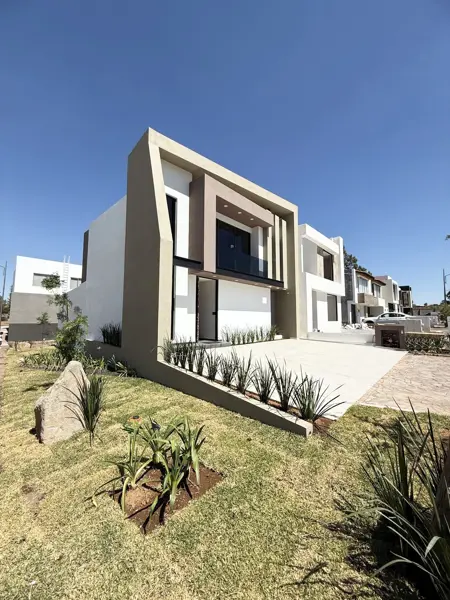 Casa en venta en Montaña Monarca I, Morelia — foto 2 de 20