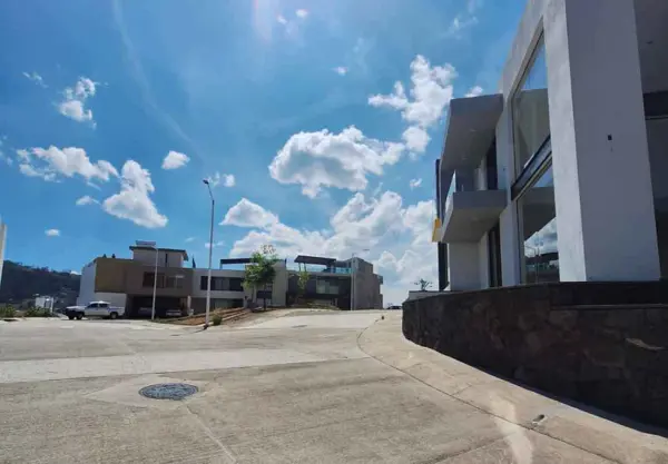 Terreno en venta en Tres Marías, Morelia — foto 2 de 2