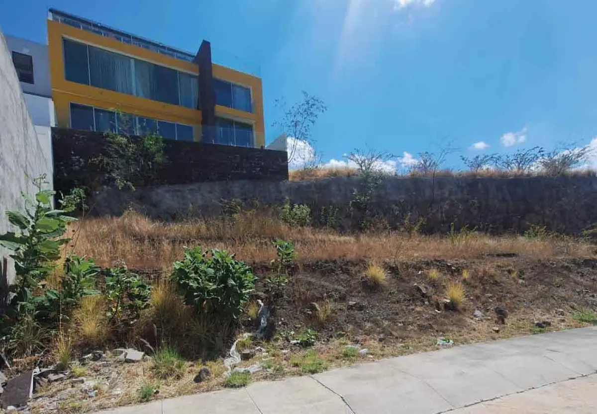 Terreno en venta en Tres Marías, Morelia — foto 1 de 2