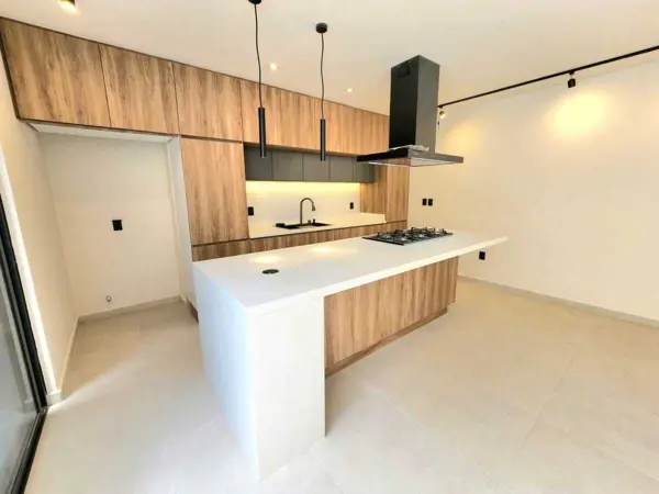 Casa en venta en Montaña Monarca I, Morelia — foto 2 de 23