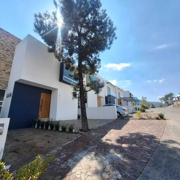 Casa en venta en Montaña Monarca I, Morelia — foto 2 de 17