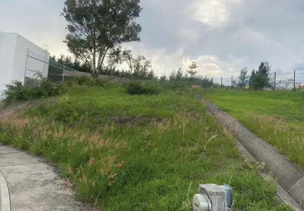 Terreno en venta en Bosques Tres Marias, Morelia — foto 2 de 4
