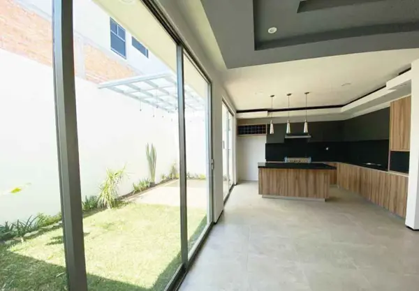 Casa en venta en Montaña Monarca I, Morelia — foto 3 de 15