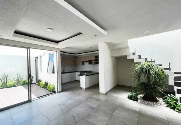 Casa en venta en Cañadas del Bosque, Morelia — foto 2 de 9