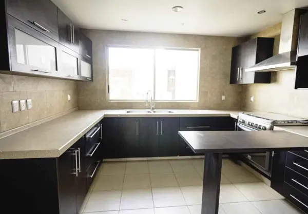 Casa en venta en Los Cedros, Morelia — foto 2 de 13
