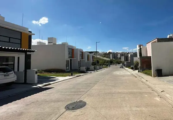 Terreno en venta en Cañadas del Bosque, Morelia — foto 3 de 3