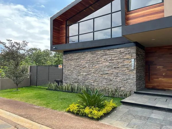 Casa en venta en Montaña Monarca I, Morelia — foto 2 de 30