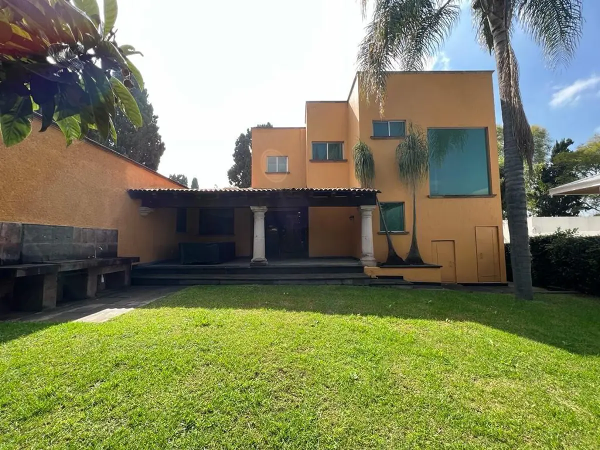 Casa en venta en Santa Maria de Guido, Morelia — foto 1 de 42