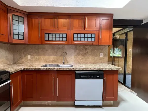 Casa en venta en Santa Maria de Guido, Morelia — foto 3 de 42