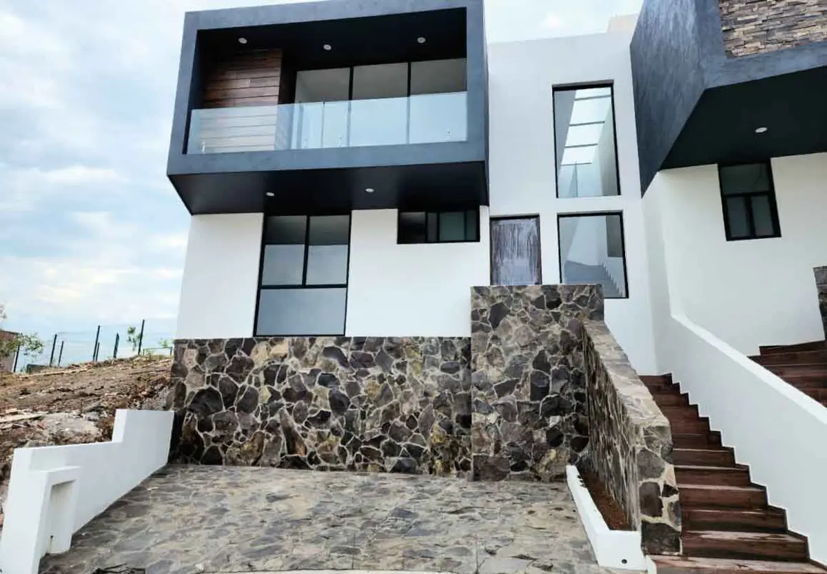 Casa en venta en Tres Marías, Morelia — foto 1 de 23