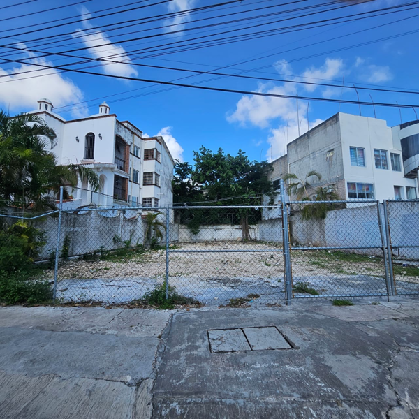 Terreno en venta en Supermanzana 30, Benito Juárez — foto 2 de 10