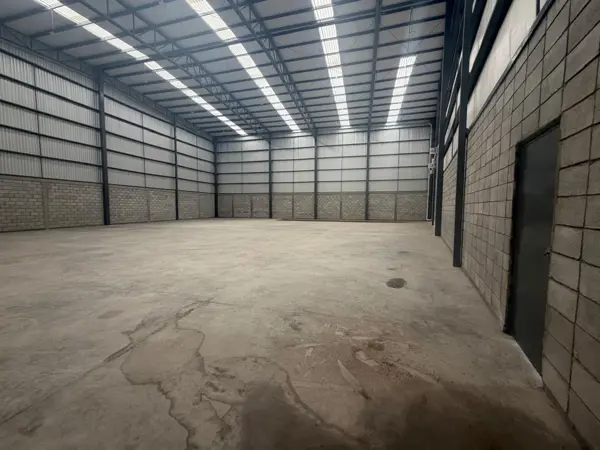 Bodega en renta en El Tajito, Torreón — foto 3 de 8