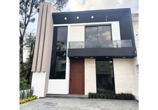 CASA EN VENTA EN VISTAS ALTOZANO, MORELIA