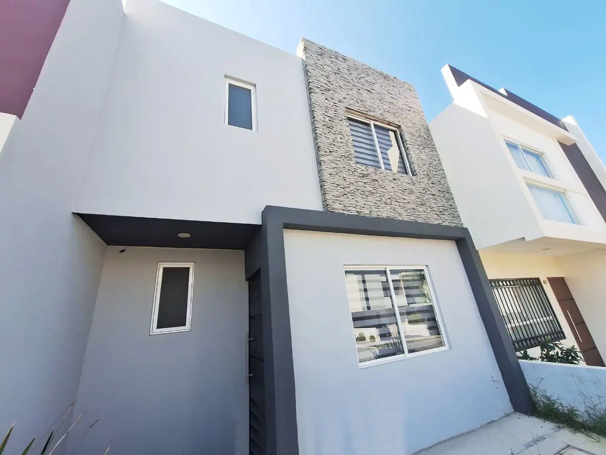 Casa en venta en Cañadas del Bosque, Morelia — foto 1 de 14