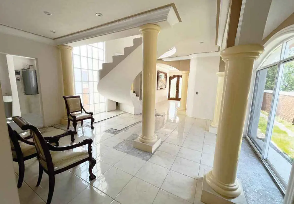 Casa en venta en Lomas de La Campiña, Morelia — foto 1 de 12