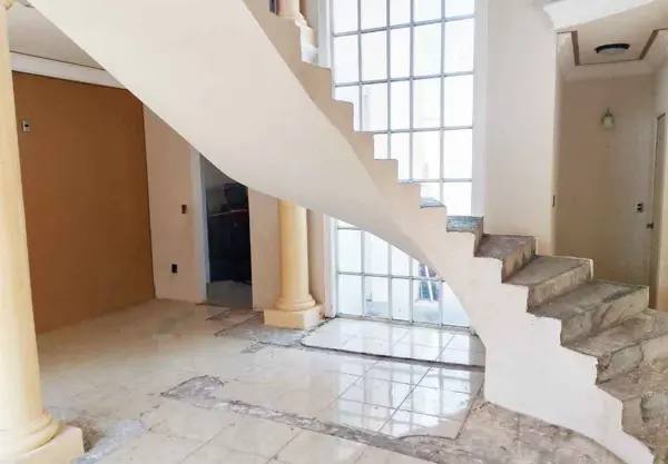 Casa en venta en Lomas de La Campiña, Morelia — foto 2 de 12