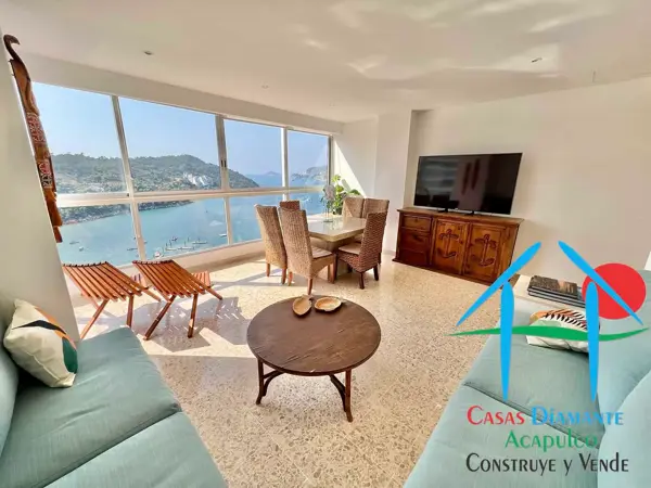 Departamento en venta con 2 recámaras y vista a la bahía de Puerto Marqués