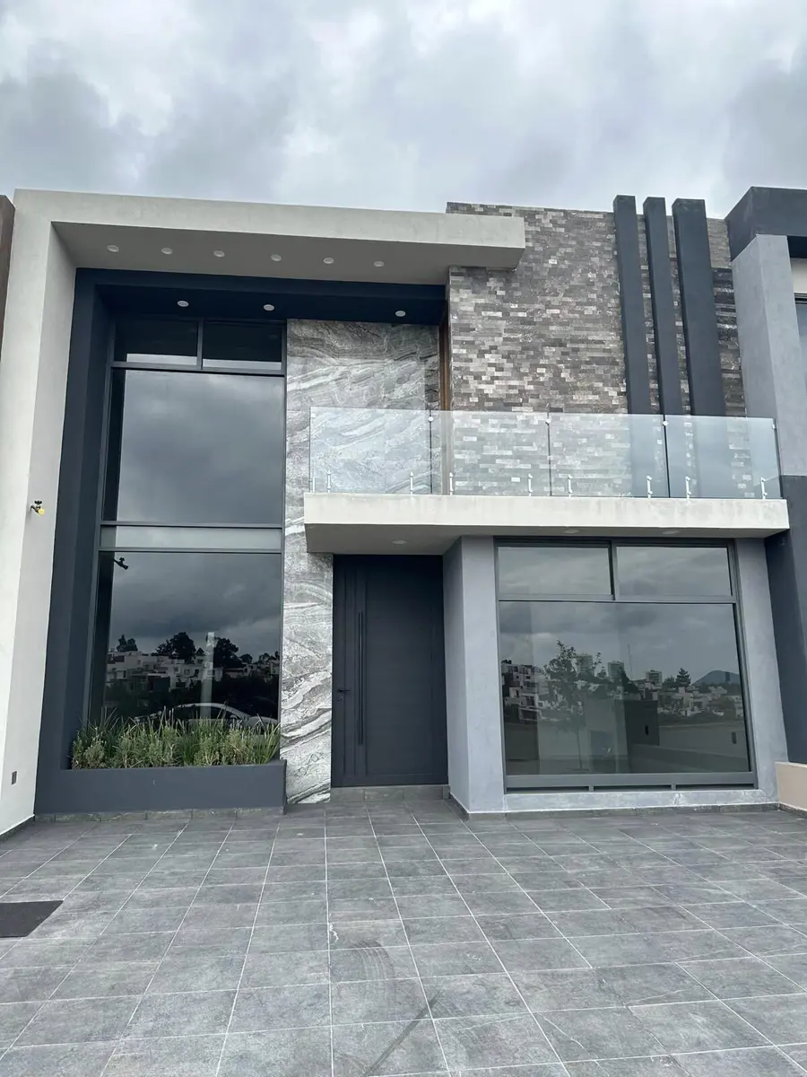 Casa en venta en Montaña Monarca I, Morelia — foto 1 de 12