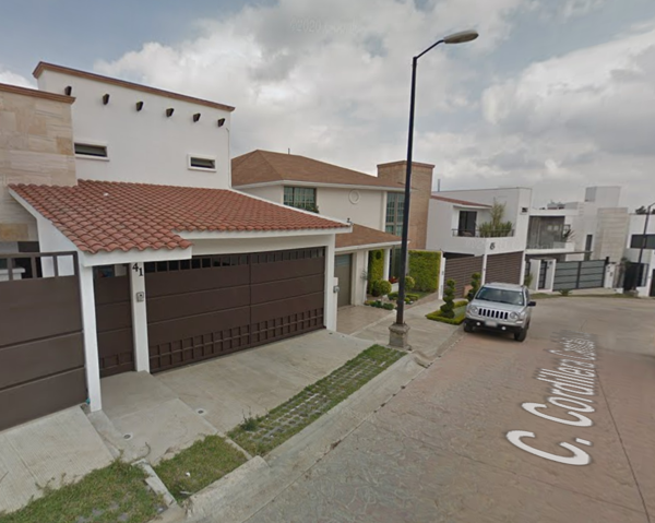 Casa en venta en Residencial Las Cumbres, Xalapa — foto 3 de 11